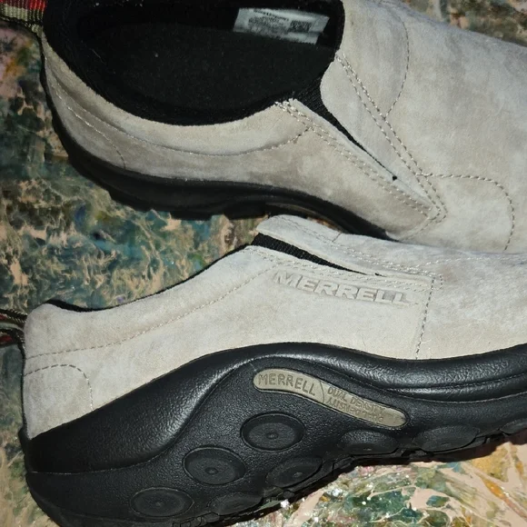 Merrell Women's Gray Slip-On Shoes - Picture 7 of 14